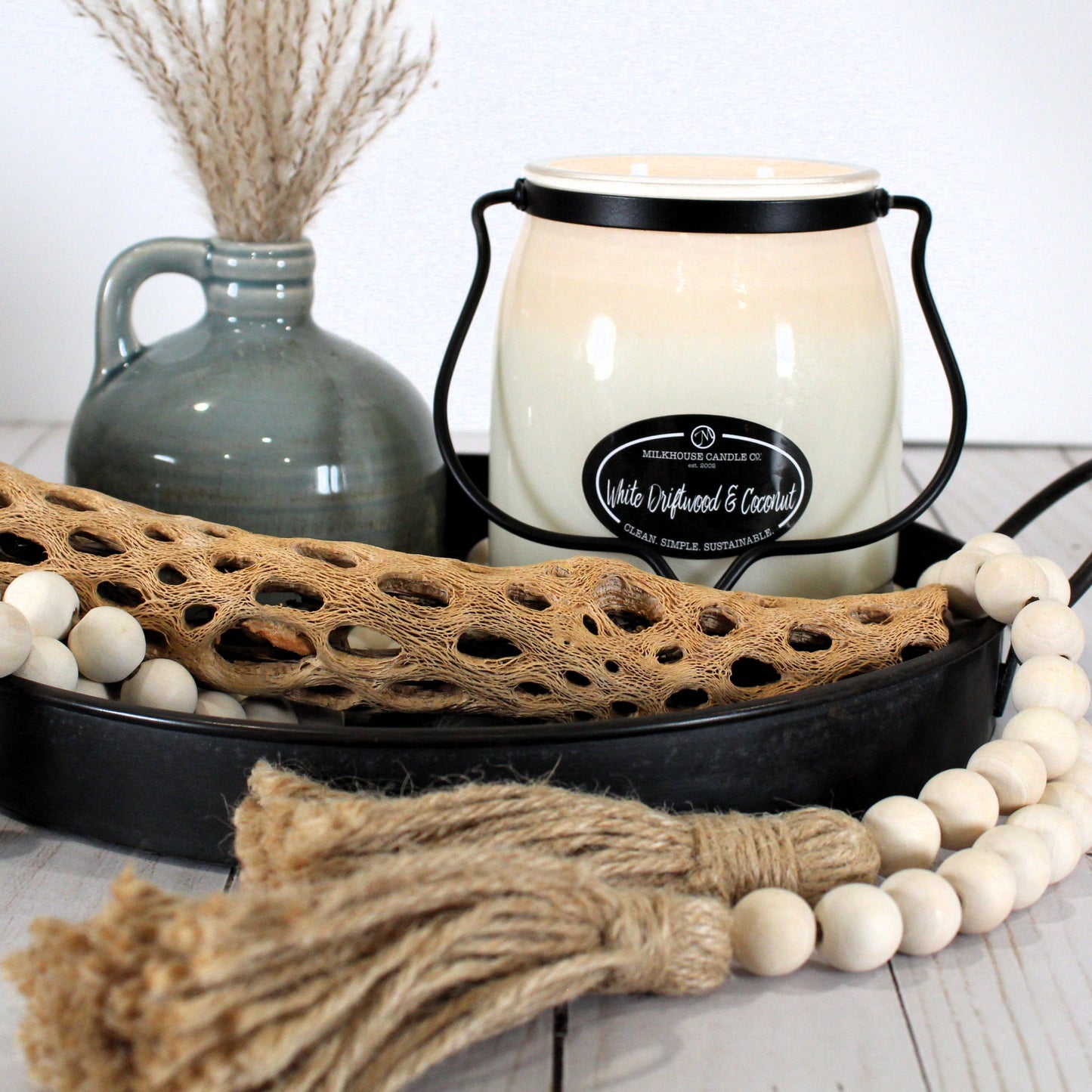 16 oz White Driftwood & Coconut