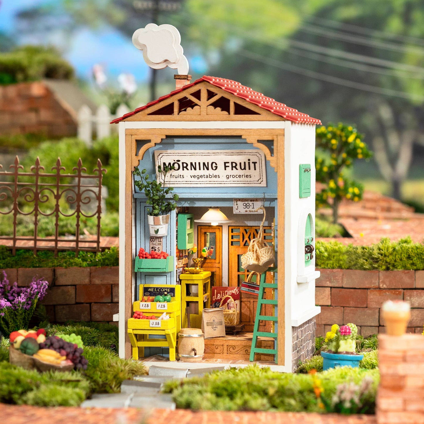 Morning Fruit Store