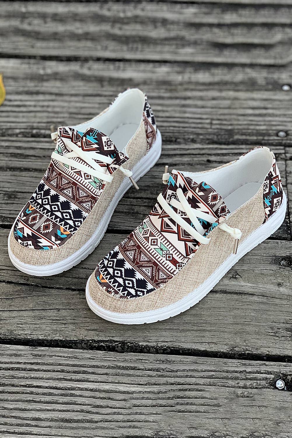 1 the Woman - Vintage Western Patchwork Lace-up Decor Flat Shoes