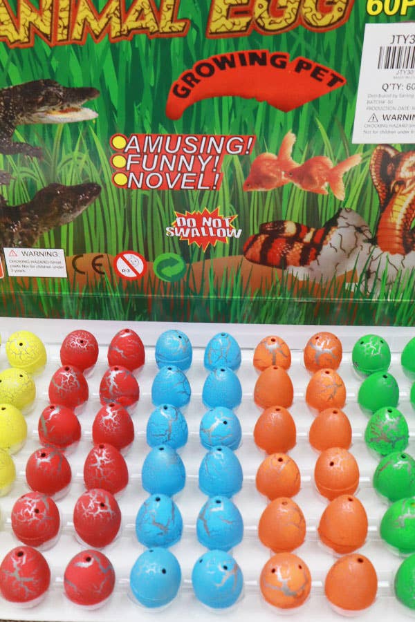 60-Pcs Growing Animal Egg Toy