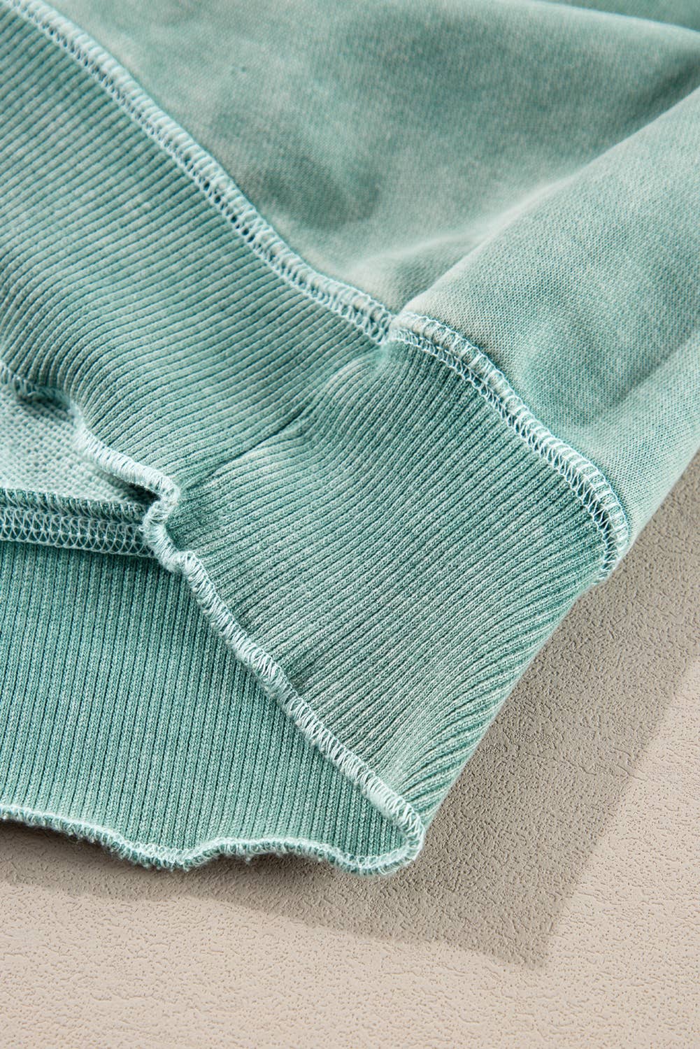 Plus Size Patchwork Frilled Trim Pullover Sweatshirt (S-3X)