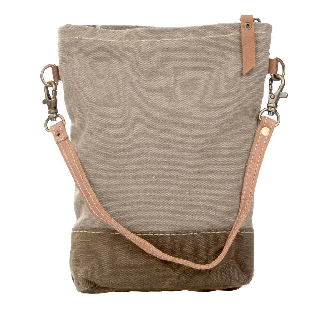 Usa Vintage Passport Bag