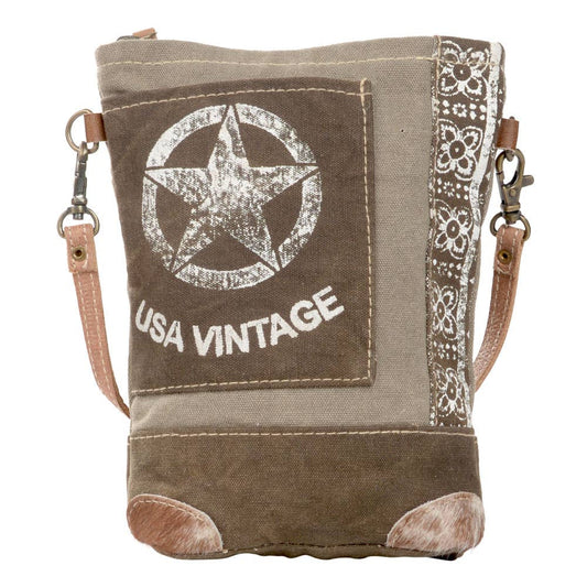 Usa Vintage Passport Bag