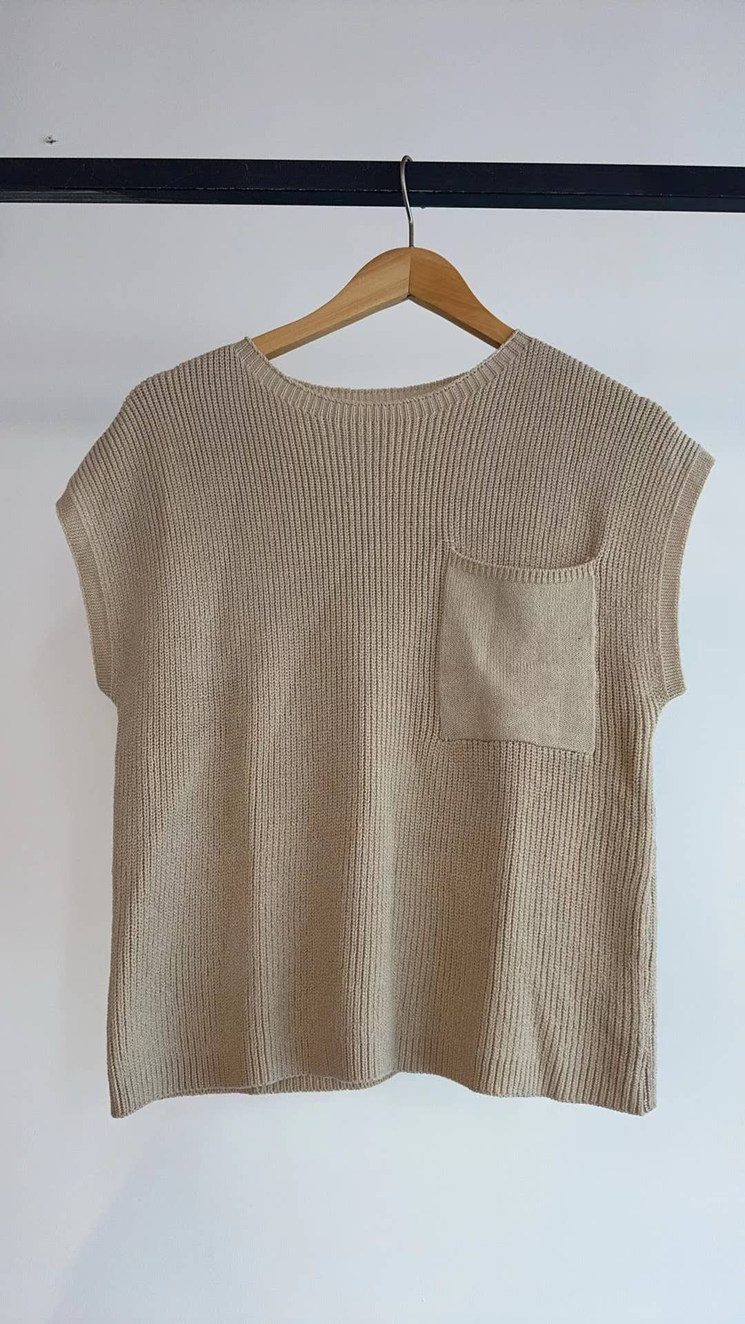 Basic chest pocket short sleeve knit tee
